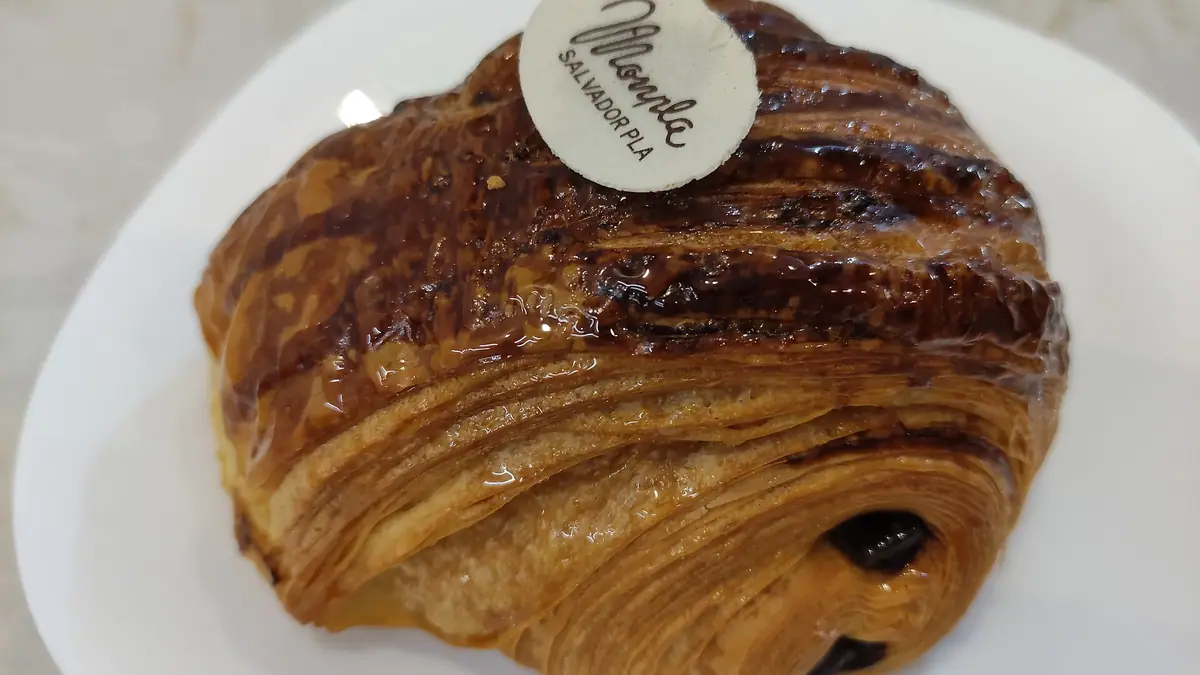 Courtyard Café – patisserie in Rothesay town centre